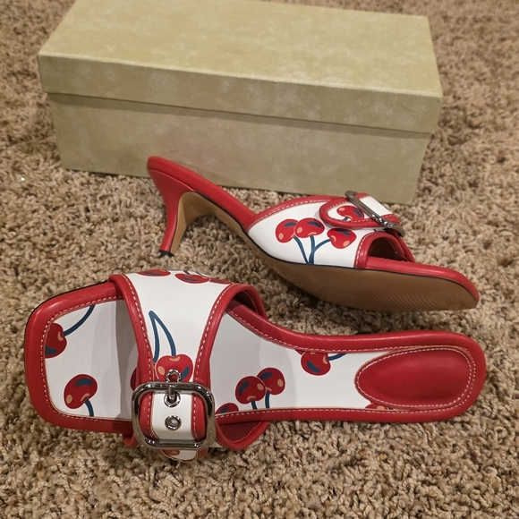 NWT Cherry Kitten Heel Sandals. Womens Size 8. Heel height is 2.3 inches. - Picture 2 of 16